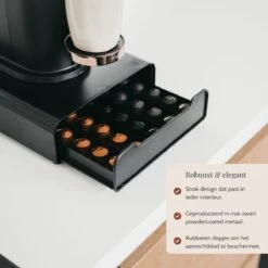 Kitchen Lab Co.® Capsule Houder Dolce Gusto, Nespresso En Nespresso Vertuo - Zwart - Max. 55 Capsules - Met Lade - Incl. Koffie Recepten E-boek -Café 1200x1200 314