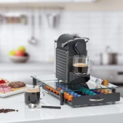 KitchenBrothers Capsulehouder - Met Lade - Nespresso - 60 Cups - Glas - RVS/Zwart -Café 1200x1200 388