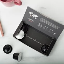 Aroma Club - Proefpakket Nespresso Compatible Capsules (100 St.) - 5 Smaken - Espresso & Lungo - 100% Aluminium Koffiecups -Café 1200x1200 60