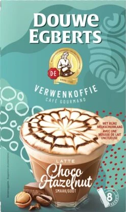 Douwe Egberts Latte Choco Hazelnut Oploskoffie - 5/9 Intensiteit - 5 X 8 Zakjes -Café 713x1200 2