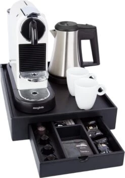 Hospitality Tray Roootz Napoli | Capsulehouder Nespresso| Koffie Tray | Zwart Kunstleer | -Café 841x1200 1